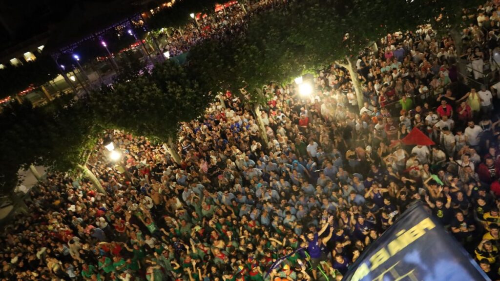 Alcalá abre hasta el 30 de julio la inscripción para el Concurso de Comparsas de las Ferias 2026 1 penas ferias de alcala