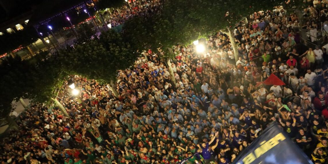 Alcalá abre hasta el 30 de julio la inscripción para el Concurso de Comparsas de las Ferias 2026 1 penas ferias de alcala