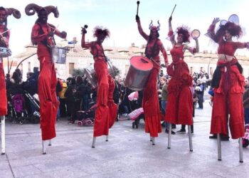 Sátíros y demonios recorrerán el centro histórico con un espectáculo itinerante de teatro de calle este domingo 3 Sátíros y demonios recorrerán el centro histórico con un espectáculo itinerante de teatro de calle este domingo