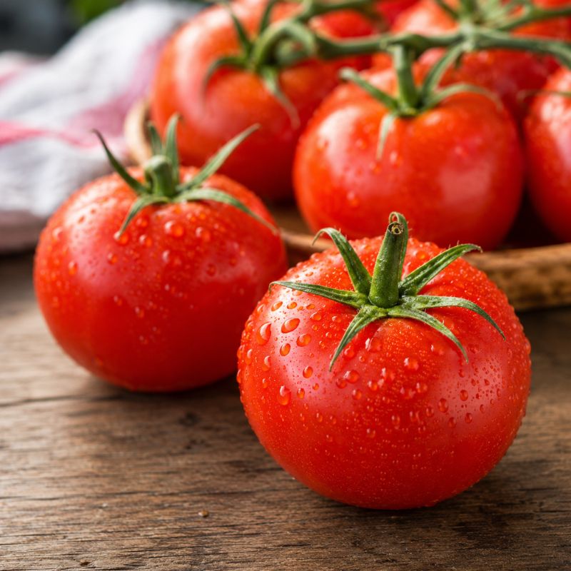 Diez alimentos de temporada que miman tus defensas (sin complicarte la vida) 2 tomate