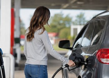 Cinco gasolineras de Alcalá sitúan este viernes la gasolina 95 en 1,559 euros por litro 2 Cinco gasolineras de Alcalá sitúan este viernes la gasolina 95 en 1,559 euros por litro