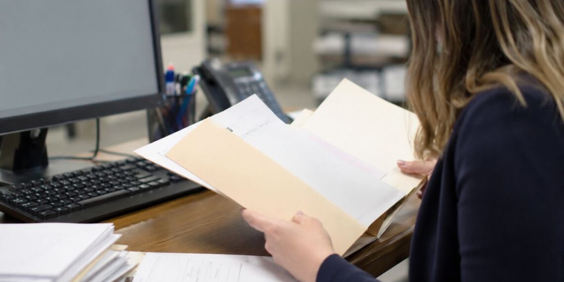 administrativa