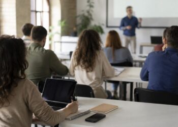 Seis cursos de la UAH mantienen abierta su matrícula para septiembre en Alcalá de Henares