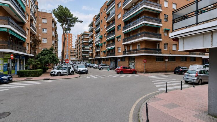 calle navarro y ledesma