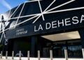 Varios encapuchados asaltan con mazas y machetes una tienda de telefonía del centro comercial La Dehesa