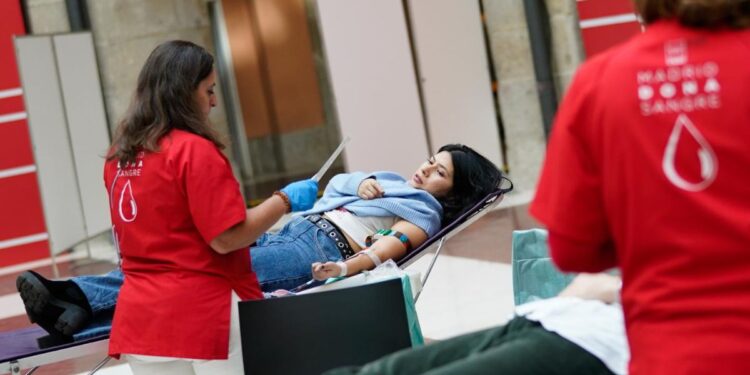Alerta urgente por falta de sangre: seis grupos sanguíneos críticos con reservas al 38% en la región 1 Imagen: Comunidad de Madrid