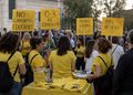 Las educadoras infantiles llevan su protesta a las Ferias de Alcalá para sostener su Caja de Resistencia 8 Las educadoras infantiles llevan su protesta a las Ferias de Alcalá para sostener su Caja de Resistencia