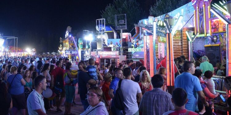 Alcalá aprueba las atracciones, casetas y control acústico de las Ferias que comenzarán el 21 de agosto 1 ferias de alcala 2