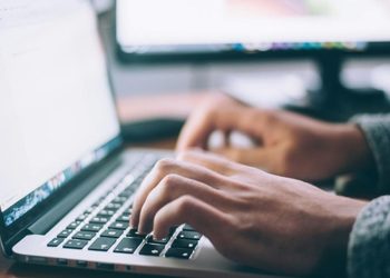 Alcalá destaca entre los municipios madrileños con más participación en los cursos gratuitos de inteligencia artificial