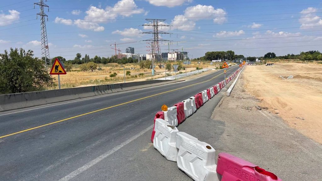 La avenida de Camarma reabre antes de lo previsto y recupera el tráfico entre la A-2 y Las Sedas 1 obras avenida camarma 2