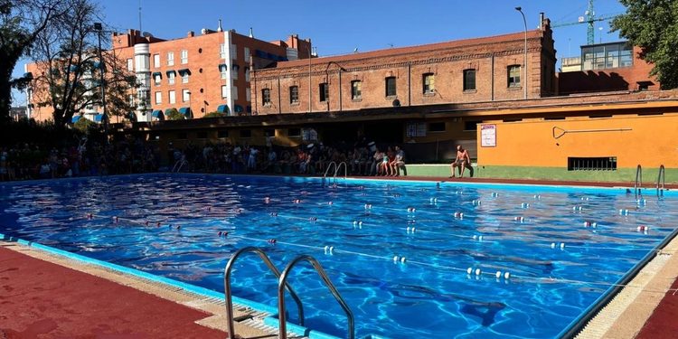Vox alerta de posibles cierres en las piscinas de Alcalá tras rechazarse la prórroga del suministro de productos químicos 1 piscina municipal