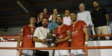 La RSD Alcalá gana 2-1 al Real Ávila y conquista su decimonoveno Trofeo Cervantes antes del inicio de Liga