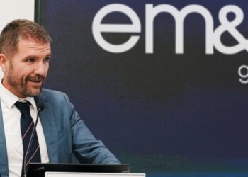Escribano apunta a los 1.000 millones de facturación para EM&E, con sede principal en Alcalá 2 Escribano apunta a los 1.000 millones de facturación para EM&E, con sede principal en Alcalá