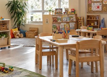 Las escuelas infantiles de Alcalá arrancarán el curso con la huelga indefinida de educadoras todavía activa