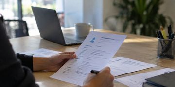 La AEPD advierte sobre el uso de inteligencia artificial para puntuar currículums en procesos de selección