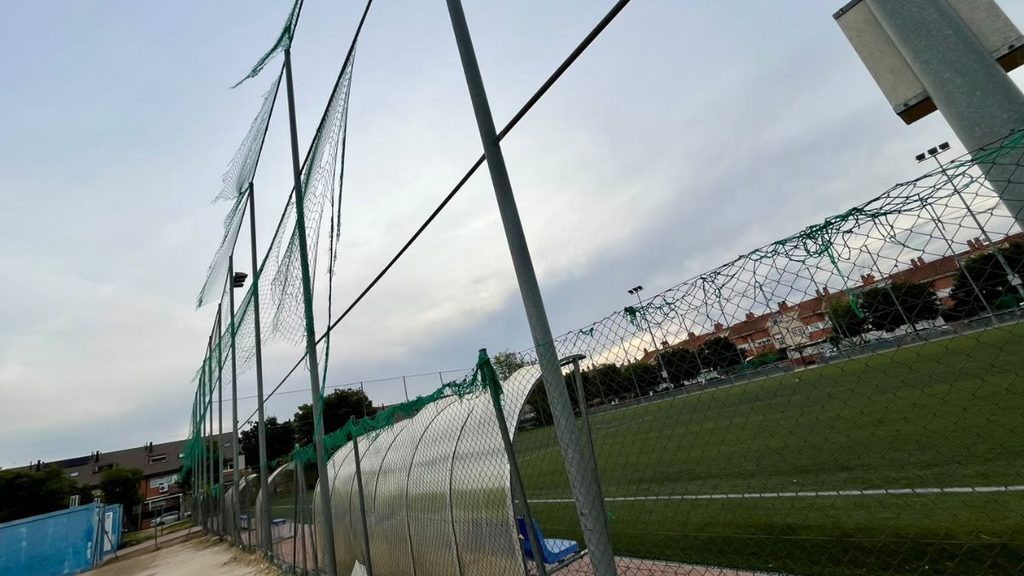 defecos pistas deportivas ensanche