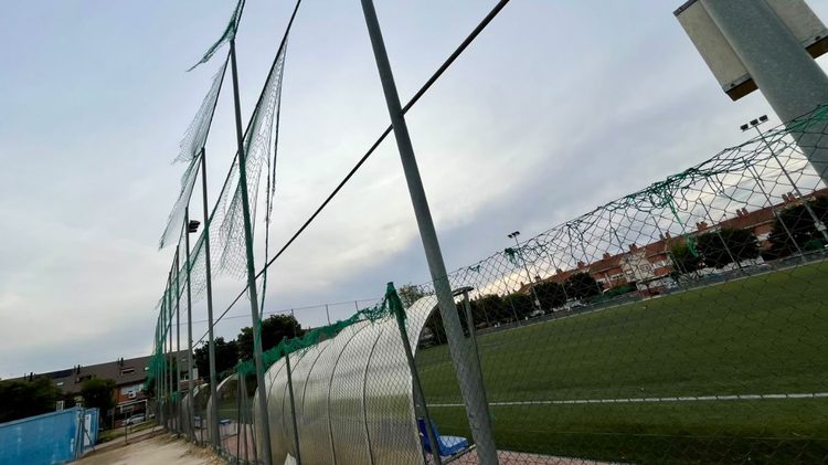 defecos pistas deportivas ensanche