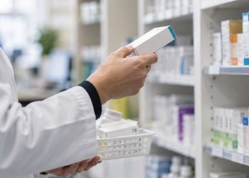 El nuevo copago farmacéutico empezará a aplicarse por completo entre octubre y noviembre con nuevos límites según la renta