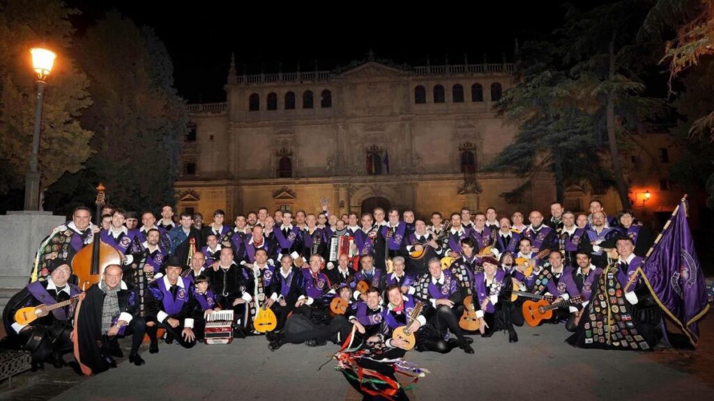 La Tuna de Alcalá anticipa hoy su 50 aniversario con un pasacalles y una gala de zarzuela 1 la Tuna de Alcala