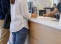 Los trámites, consultas médicas y servicios públicos de Alcalá tendrán nuevas obligaciones de accesibilidad cognitiva desde enero