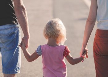 La Comunidad de Madrid crea una ayuda anual de 1.000 euros para familias con hijos con patologías crónicas de extrema complejidad 2 La Comunidad de Madrid crea una ayuda anual de 1.000 euros para familias con hijos con patologías crónicas de extrema complejidad