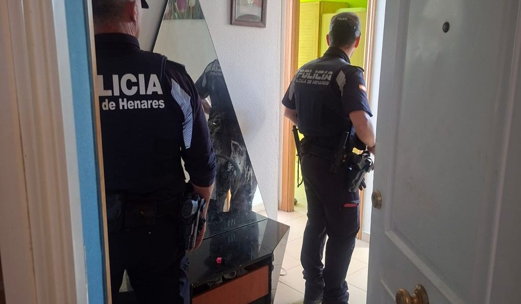 policia local desalojo