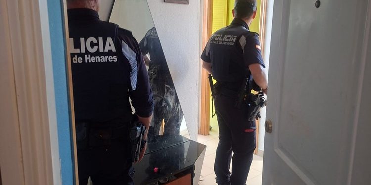 policia local desalojo