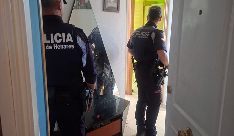 policia local desalojo