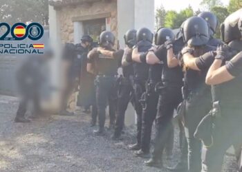 Una denuncia en Alcalá destapa una presunta trama para quedarse con viviendas de mayores: hay 32 detenidos