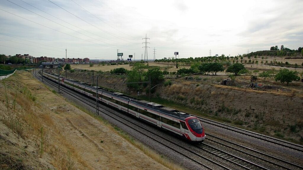 tren cercanias vicalvaro