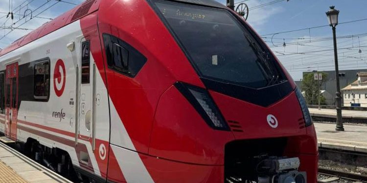 Una avería junto a Atocha provoca retrasos en las tres líneas de Cercanías que pasan por Alcalá 1 Foto: Renfe