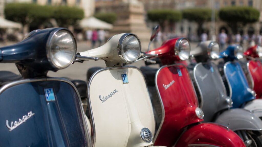 Hasta 200 Vespas recorrerán Alcalá y la Alcarria en la undécima edición de VespAlcalá el 12 de septiembre 1 vespa