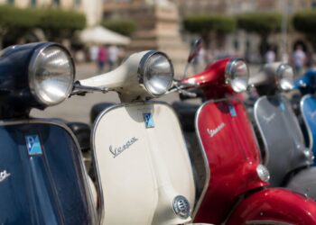 Hasta 200 Vespas recorrerán Alcalá y la Alcarria en la undécima edición de VespAlcalá el 12 de septiembre