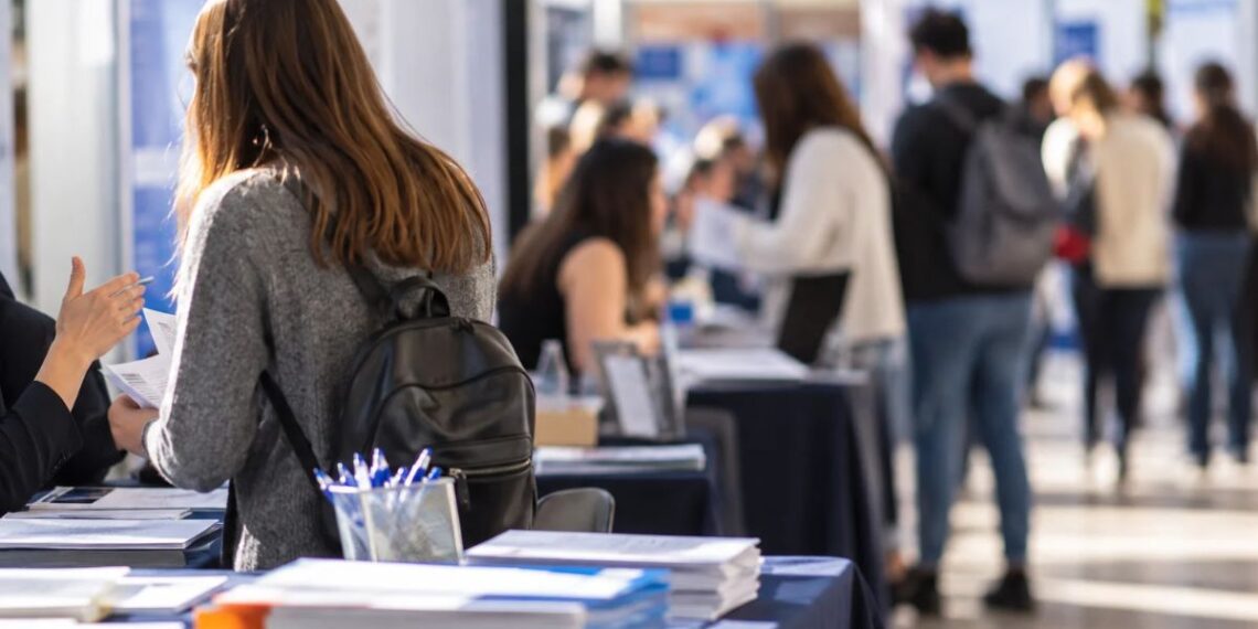 Alcala reunira a empresas