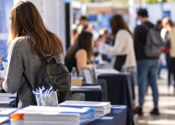 Alcalá reunirá a empresas y personas en busca de empleo en un nuevo foro con oportunidades laborales en noviembre