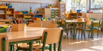 Publicadas las becas de Educación Infantil en Madrid: las familias de Alcalá ya pueden consultar los resultados y presentar recursos
