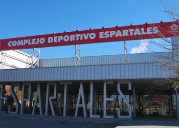 CCOO reclama a Instinto Deportivo el pago de septiembre a cerca de 30 trabajadores del polideportivo de Espartales 2 CCOO reclama a Instinto Deportivo el pago de septiembre a cerca de 30 trabajadores del polideportivo de Espartales