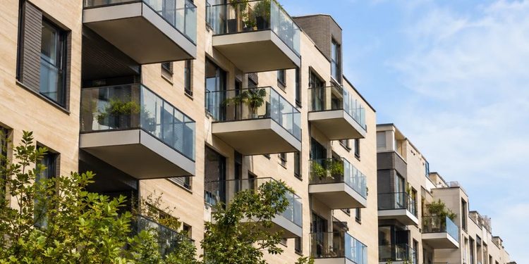 Las nuevas medidas del alquiler entrarán en vigor el 15 de noviembre y cambiarán la renovación de muchos contratos 1 edificio fachada