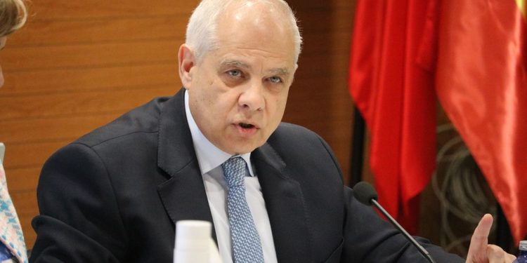 El pleno de Alcalá aprueba destinar 31,5 millones a pagos pendientes y reducir la deuda municipal 1 Gustavo Severien / Imagen de archivo