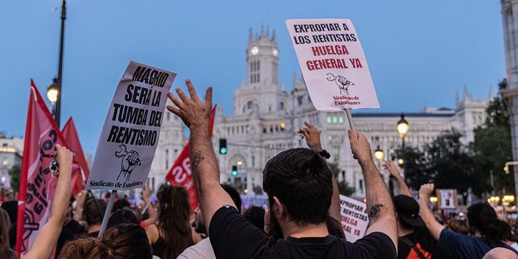 Manifestación por el derecho a la vivienda en Madrid, 26 de septiembre de 2026. Foto: Barcex / Wikimedia Commons / CC BY-SA 4.0