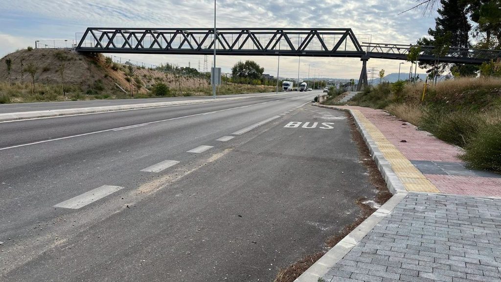 Aprobada la adecuación de paradas de autobús en Las Sedas, El Olivar y Espartales para ampliar las líneas 3 y 9 1 parada bus avenida camarma
