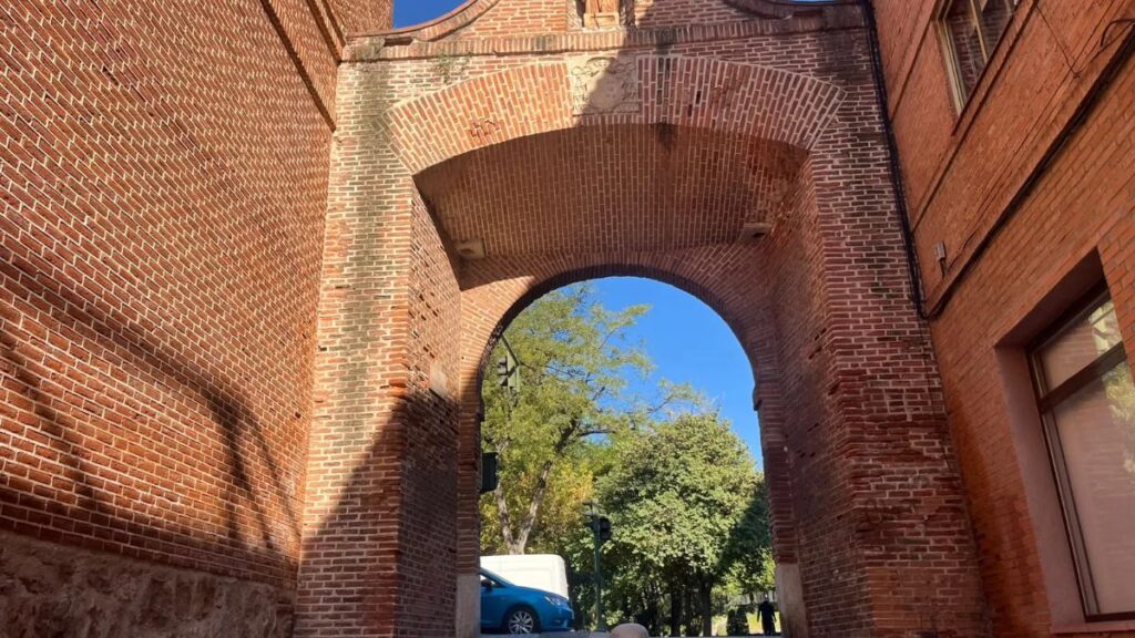 restauracion del arco de San Bernardo