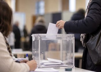 Alcalá votará para elegir 38 diputados por Madrid el 29N, uno más que en las generales de 2023 2 Alcalá votará para elegir 38 diputados por Madrid el 29N, uno más que en las generales de 2023